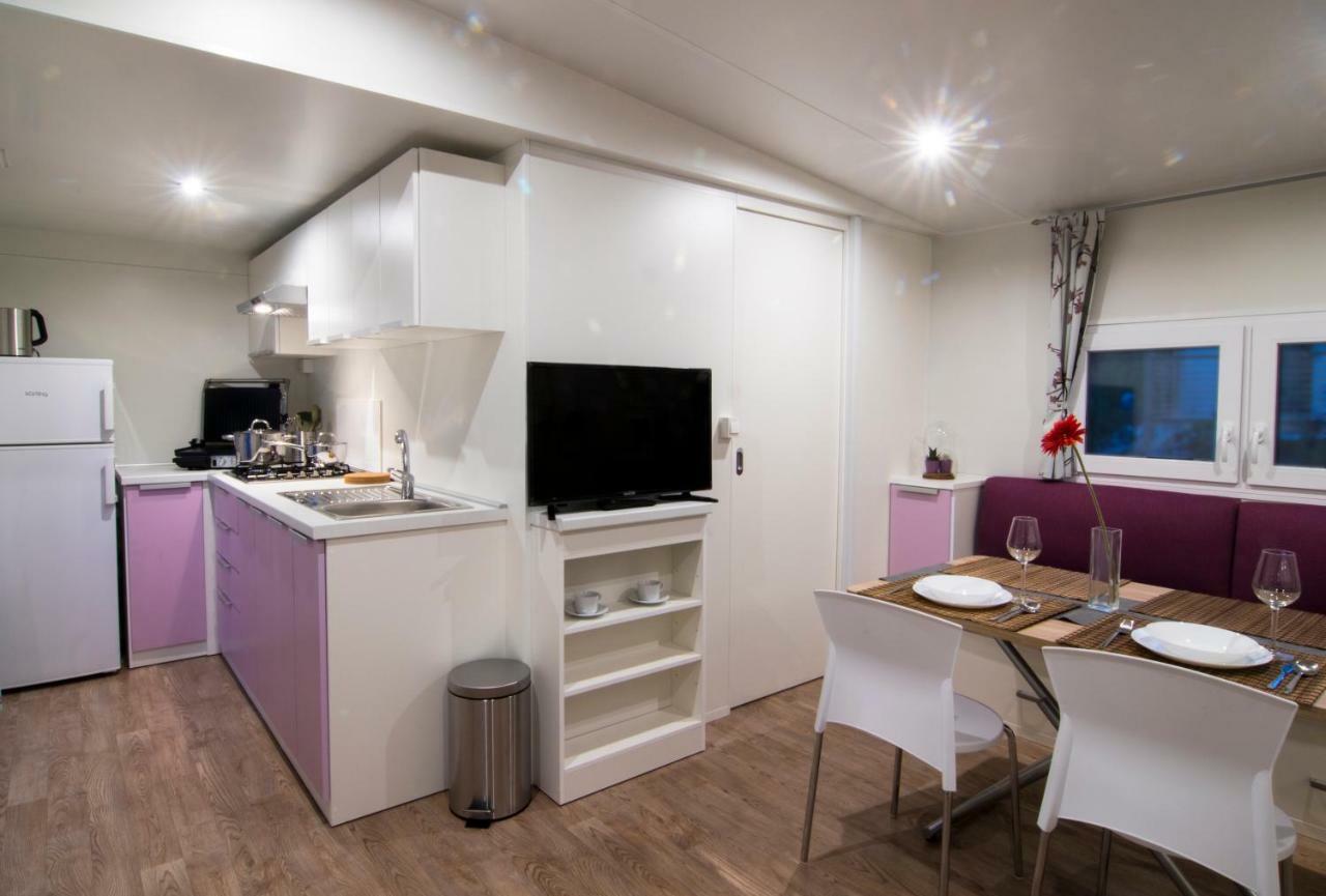 Cherry Premium Adria Mobile Homes Zelena Laguna Porec Exterior photo